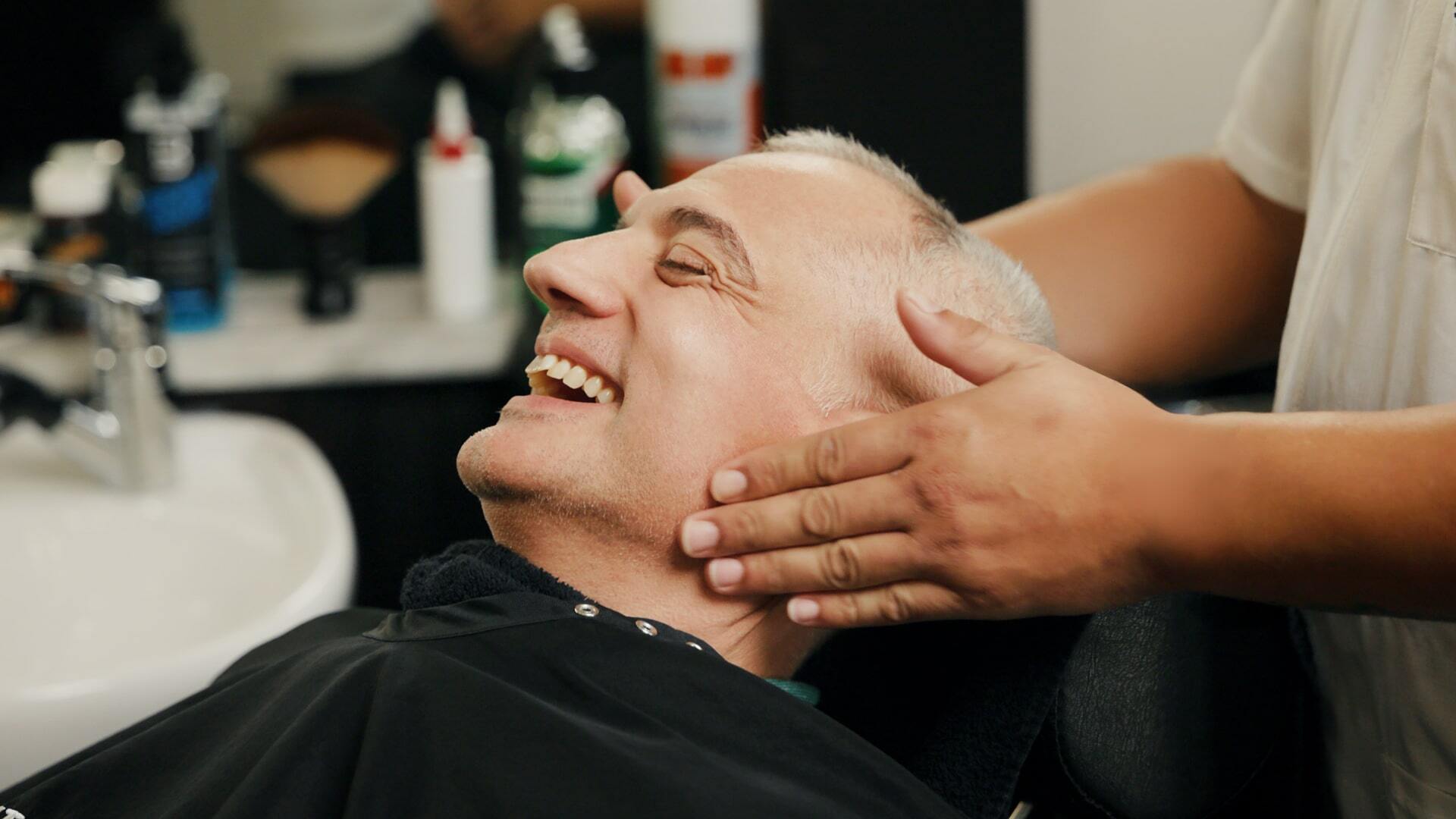 Finleys Barber Shop9-min